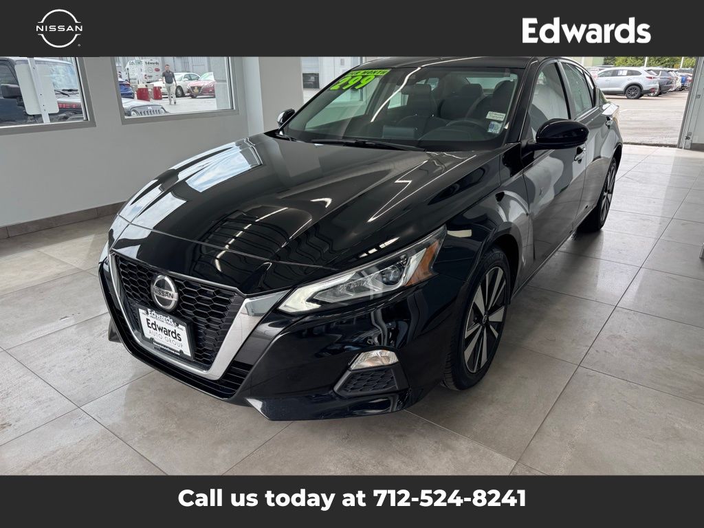 2022 Nissan Altima 2.5 SV photo 4