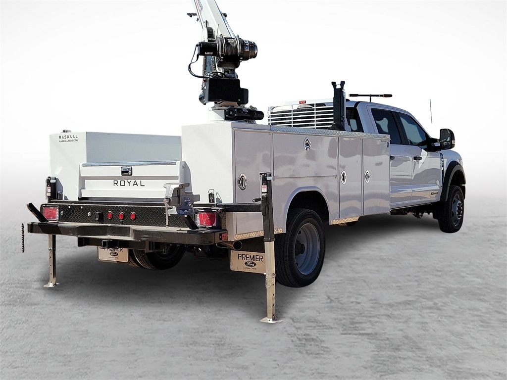 2024 Ford F-550 XL photo 10