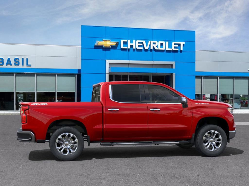 2025 Chevrolet Silverado 1500 LTZ photo 5