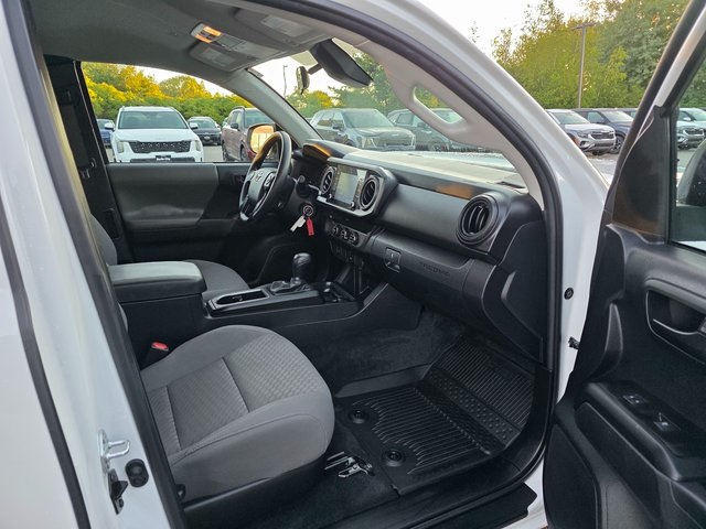 2023 Toyota Tacoma SR photo 10