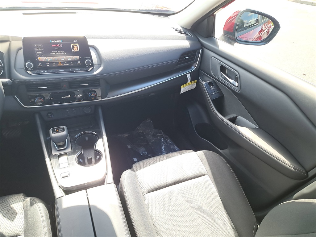 2026 Nissan Rogue SV photo 16