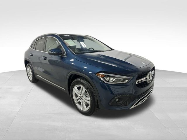 2023 Mercedes Benz GLA 250 4MATIC photo 2