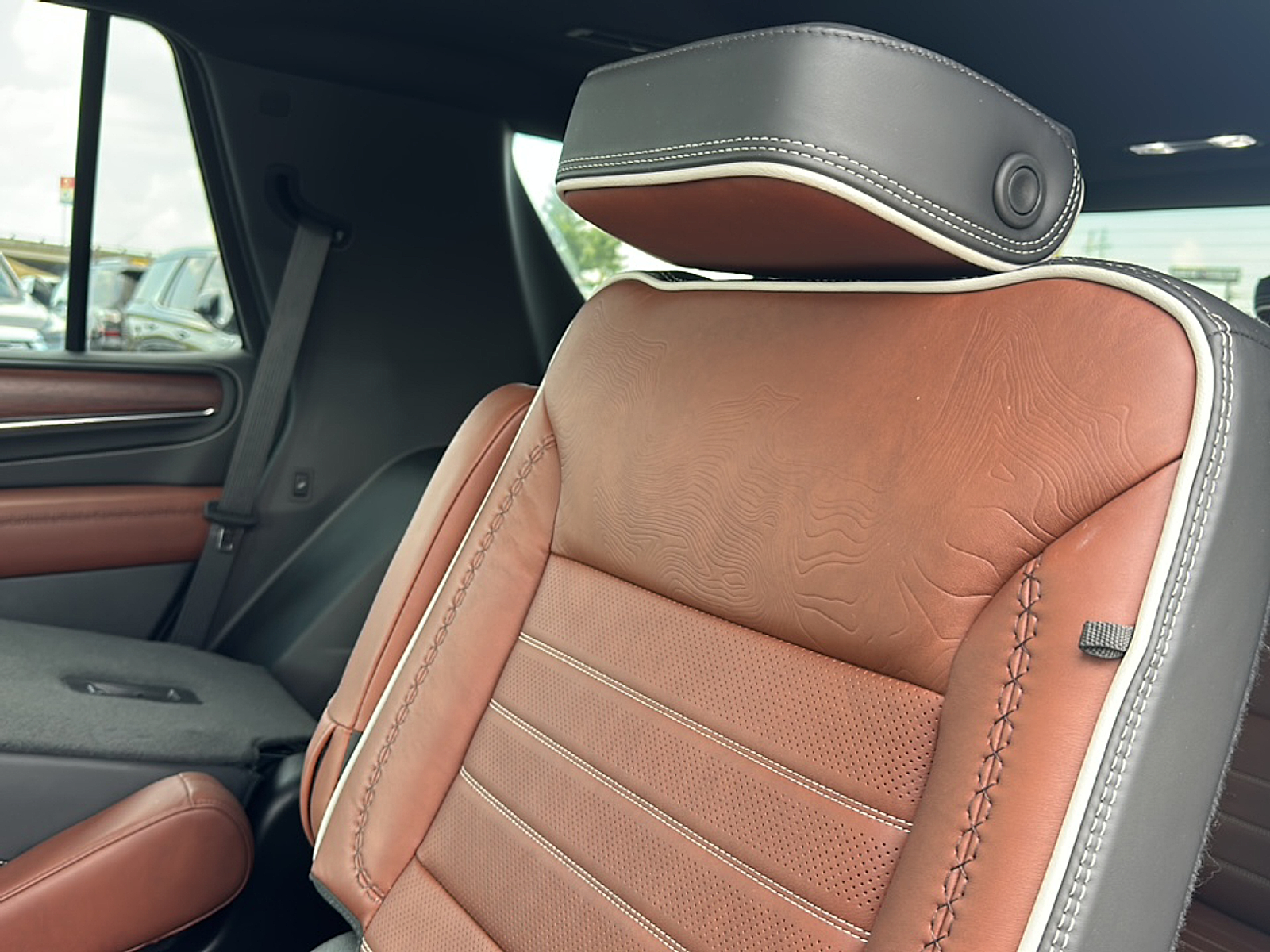 2024 Gmc Yukon Denali Ultimate photo 6
