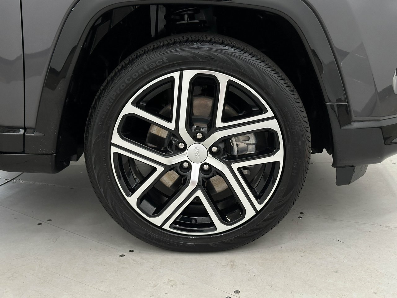2024 Jeep Compass Limited photo 24