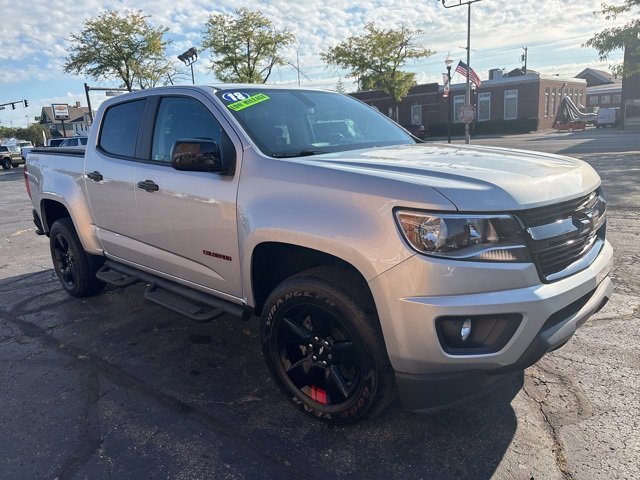 2018 Chevrolet Colorado LT photo 2