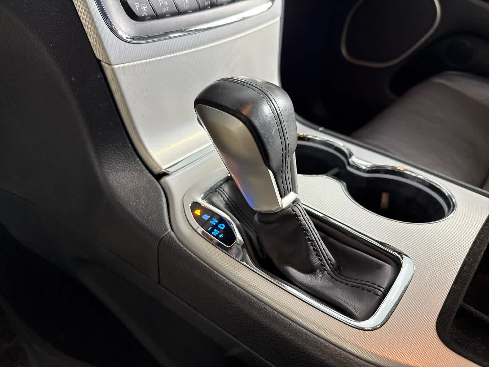 2018 Jeep Grand Cherokee Summit photo 19