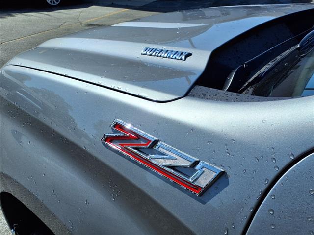2025 Chevrolet Silverado 1500 LTZ photo 16