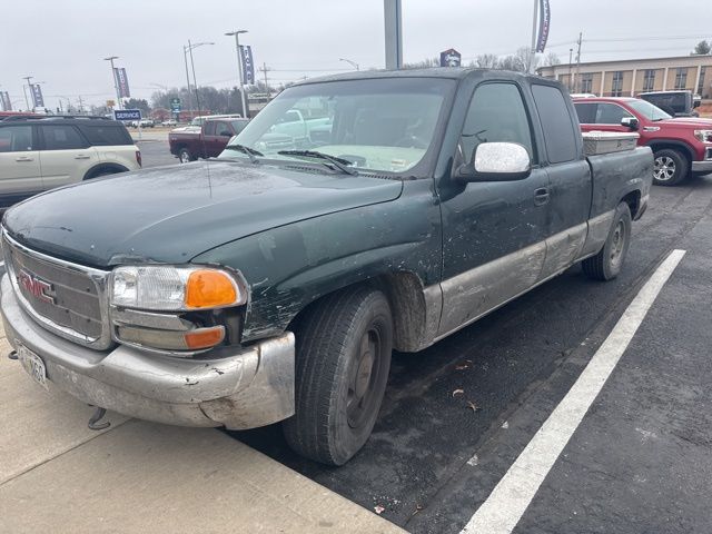 2001 GMC Sierra SLE's photo