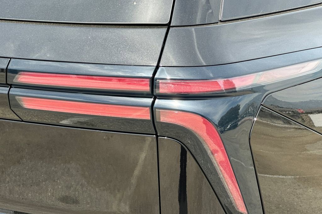 2026 Chevrolet Traverse photo 33