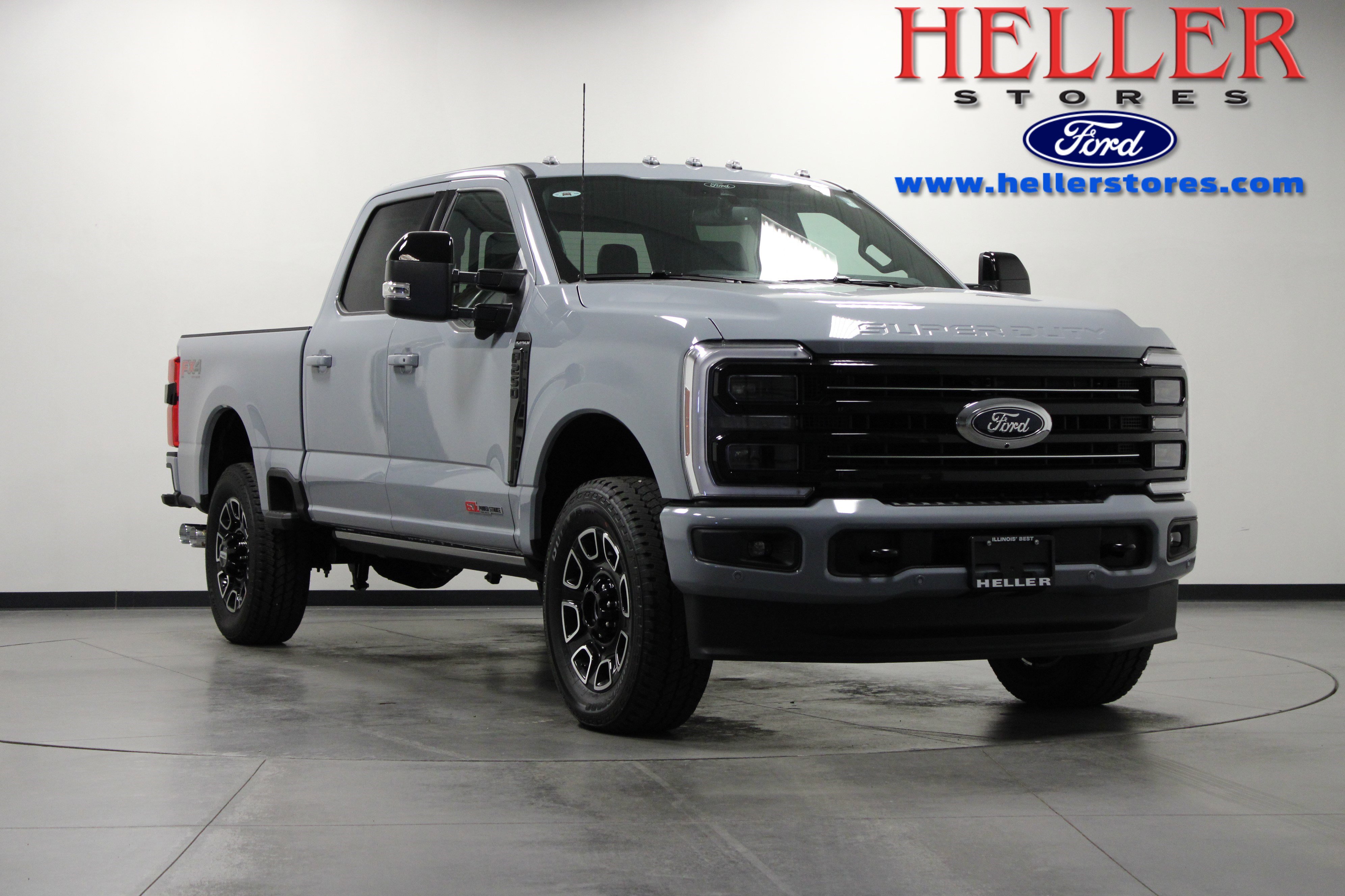 2026 Ford F-250 Super Duty Platinum's photo