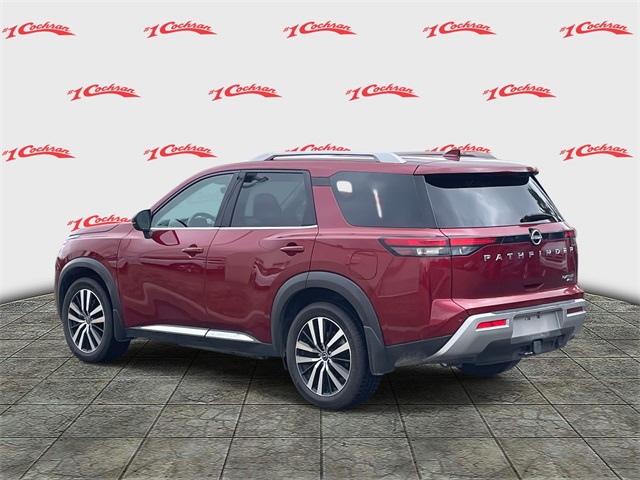 2023 Nissan Pathfinder Platinum photo 5
