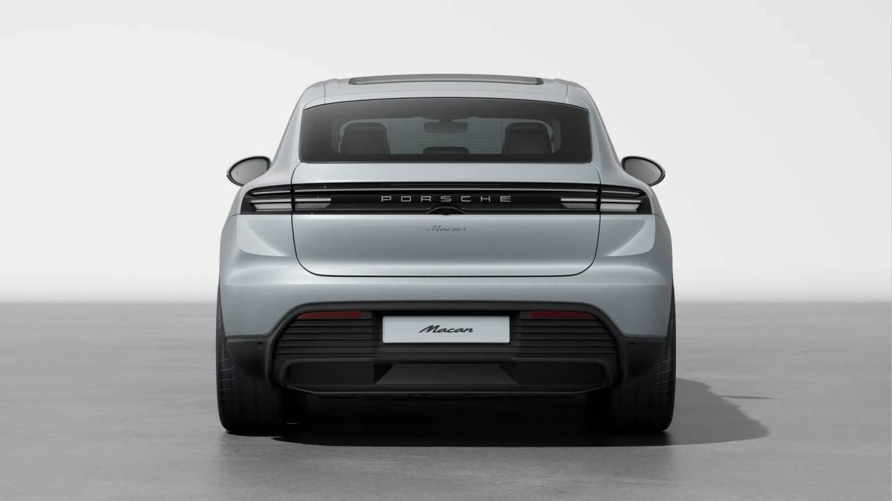 2025 Porsche Macan Electric photo 8