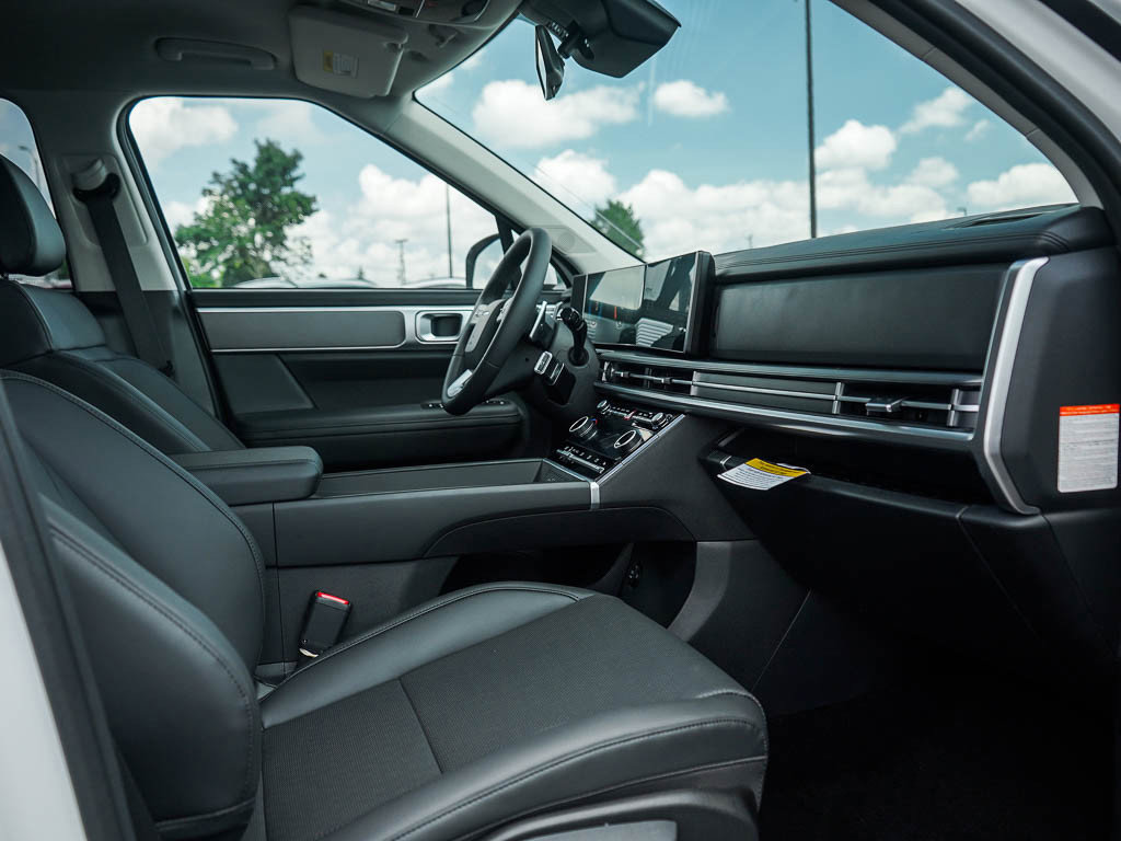 2026 Hyundai Santa Fe SEL photo 9