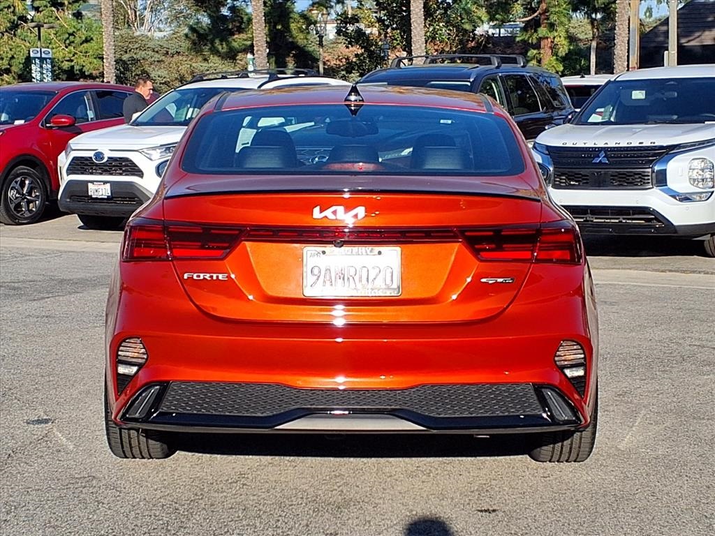 2022 Kia Forte GT-Line photo 4