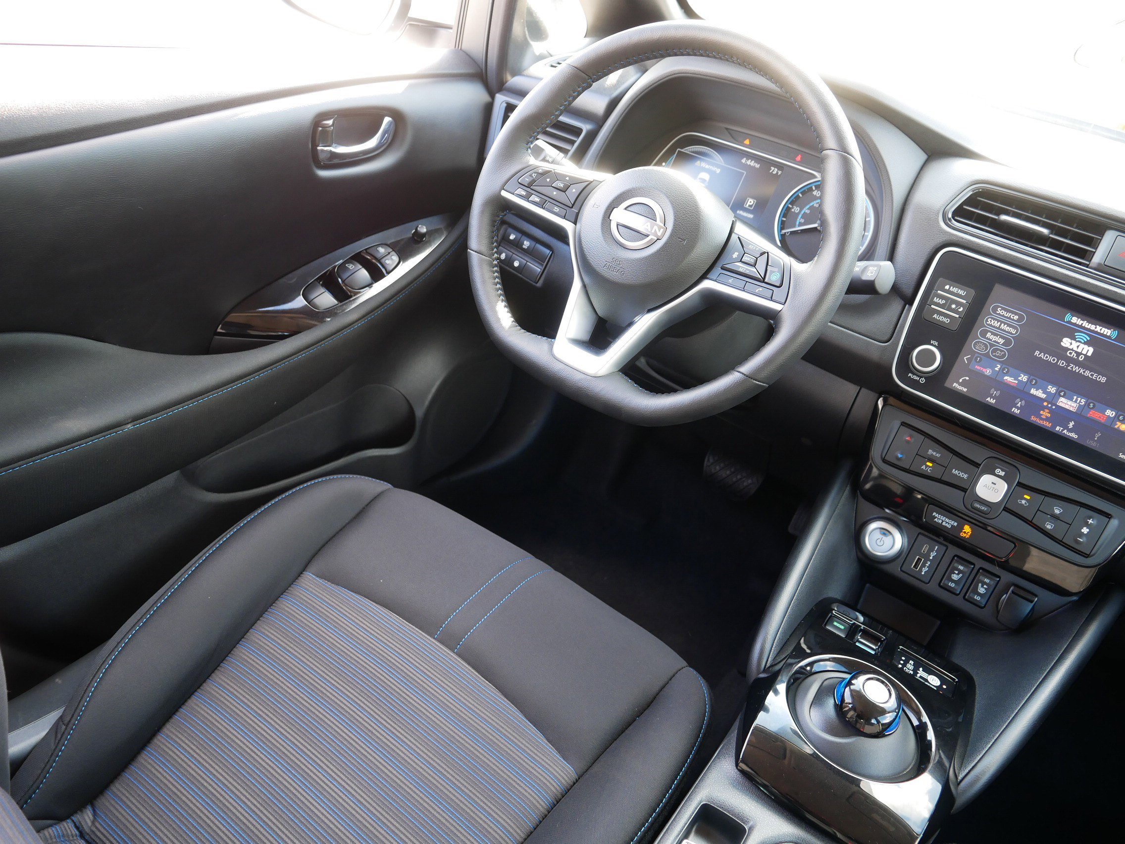 2024 Nissan Leaf SV Plus photo 8