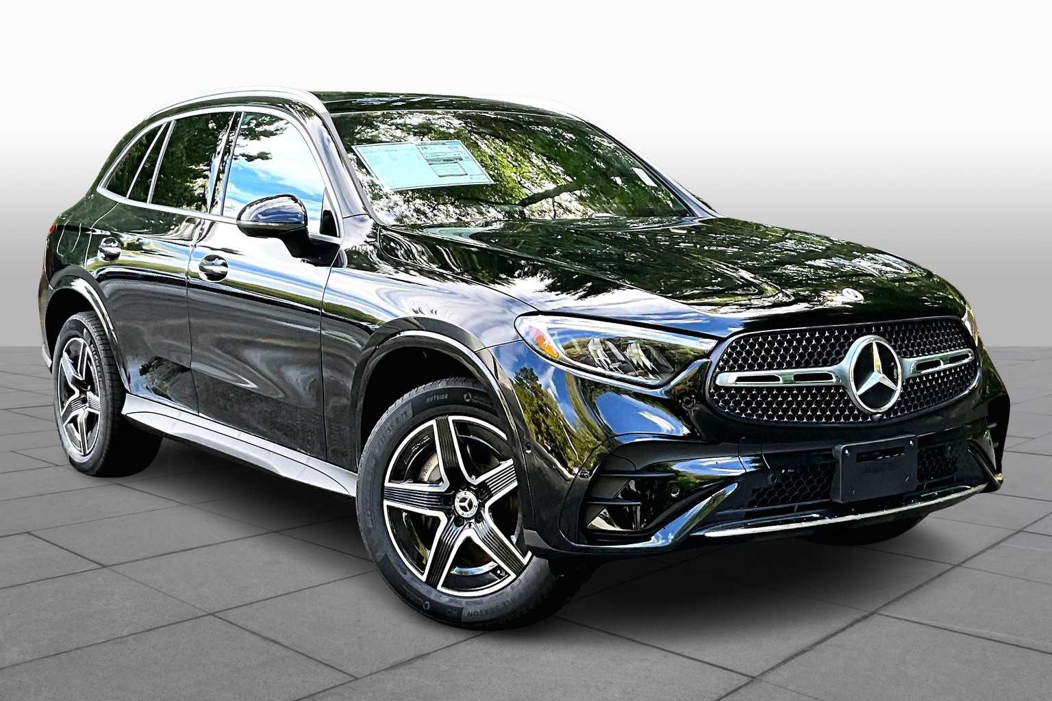 2026 Mercedes Benz GLC 300 4MATIC photo 2