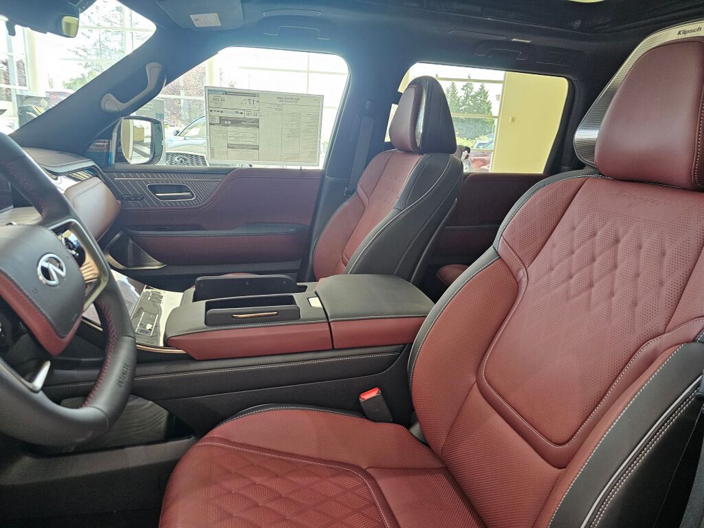2025 Infiniti QX80 photo 27