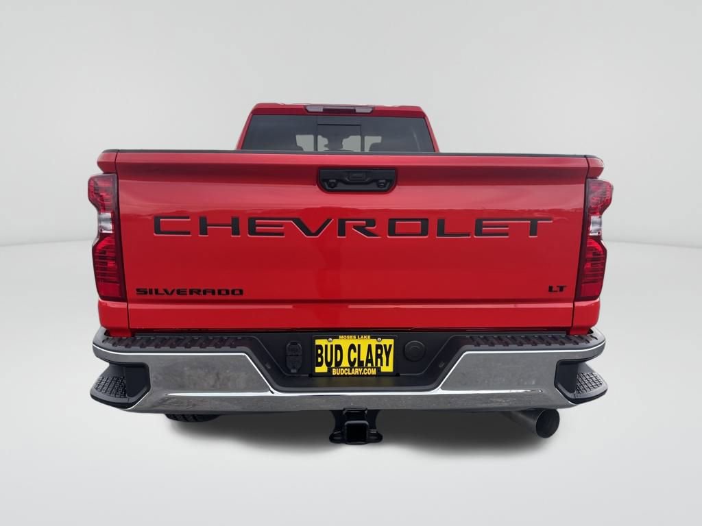 2026 Chevrolet Silverado 2500HD LT photo 4