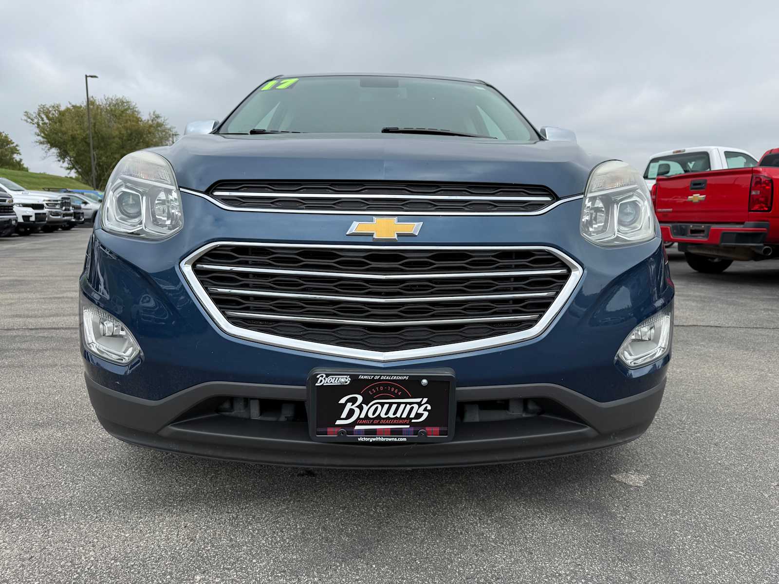 2017 Chevrolet Equinox Premier photo 2