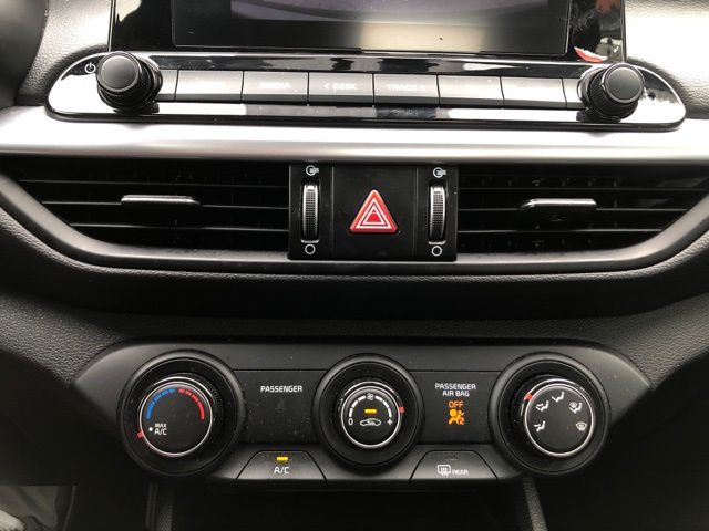 2023 Kia Forte LXS photo 19