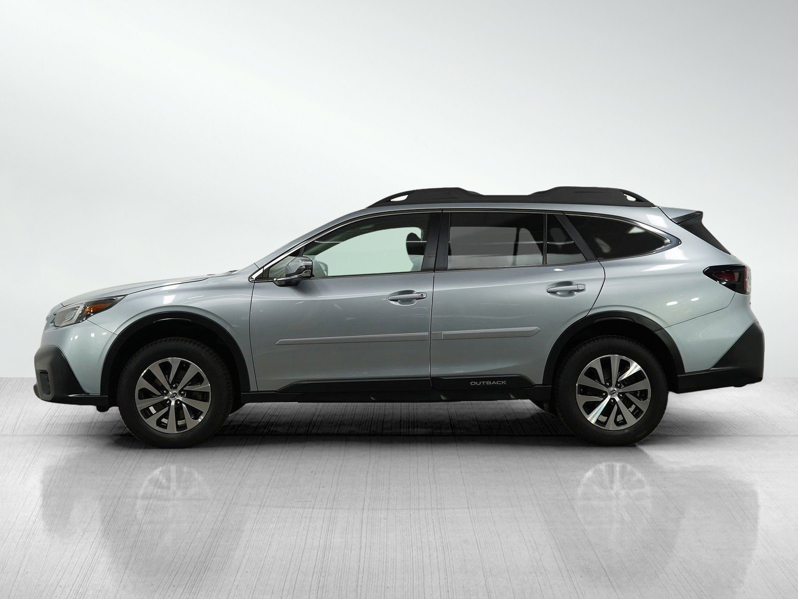 Used 2021 Subaru Outback Premium with VIN 4S4BTACC7M3140087 for sale in Burnsville, Minnesota
