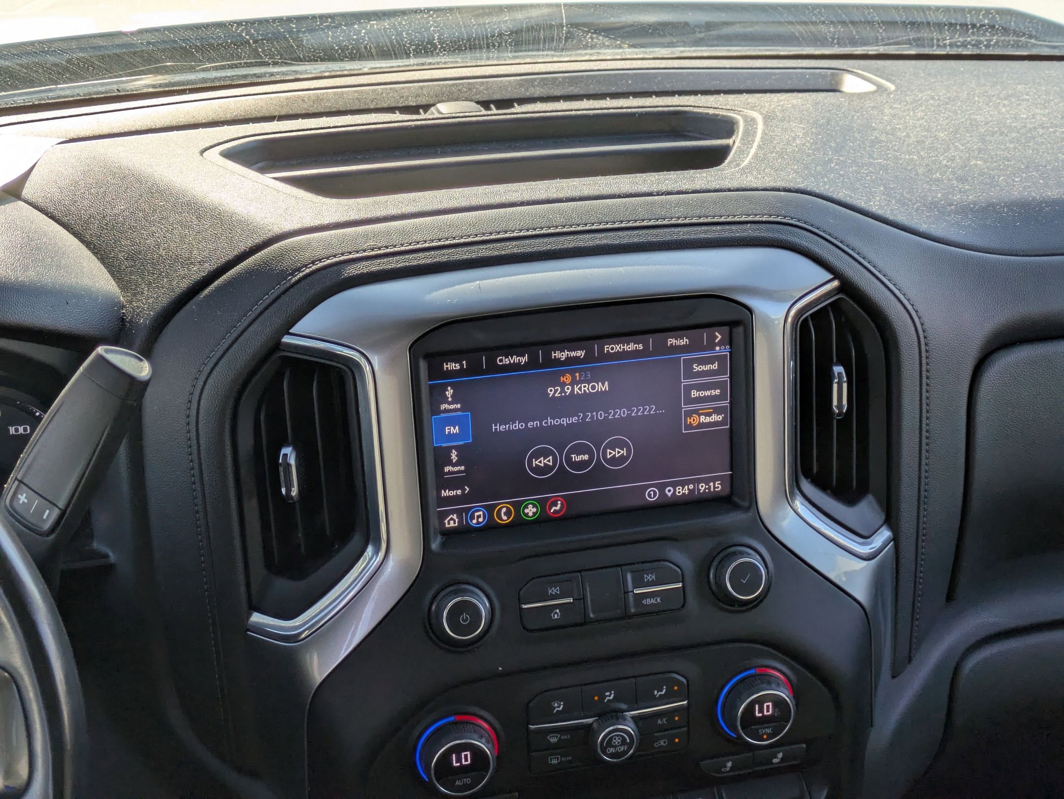 2020 Chevrolet Silverado 1500 RST photo 16