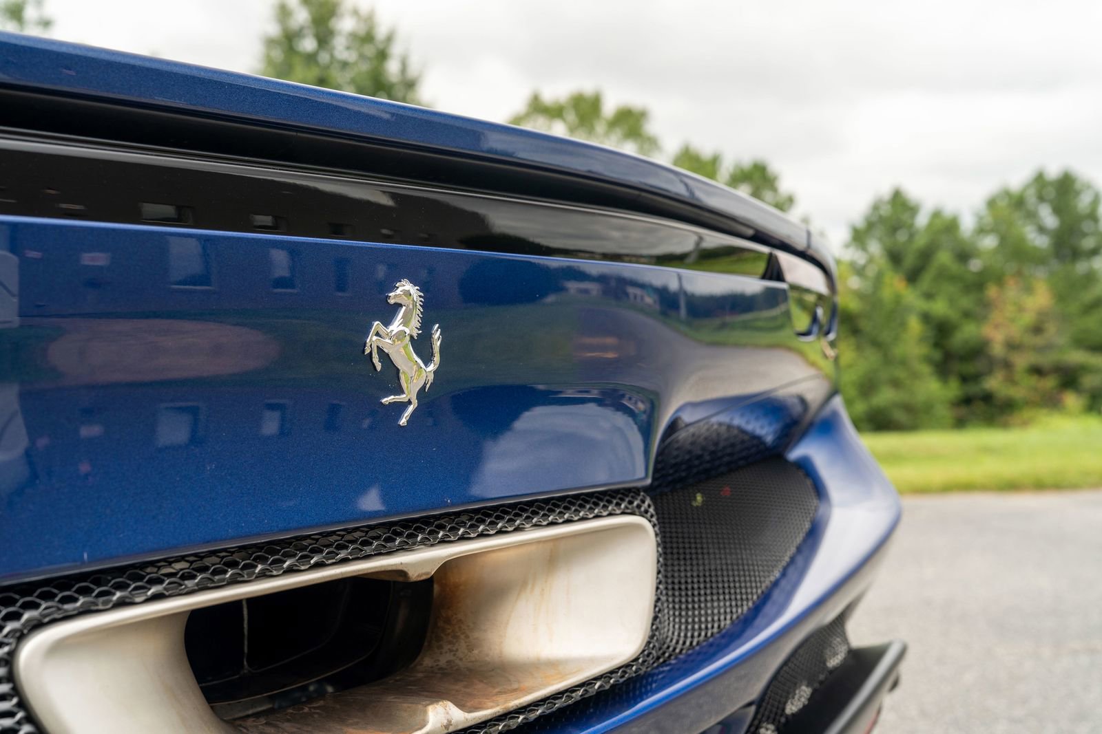 2023 Ferrari 296 GTB Base photo 16