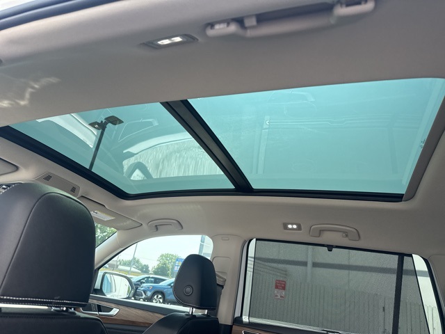2026 Volkswagen Atlas SE Technology photo 11
