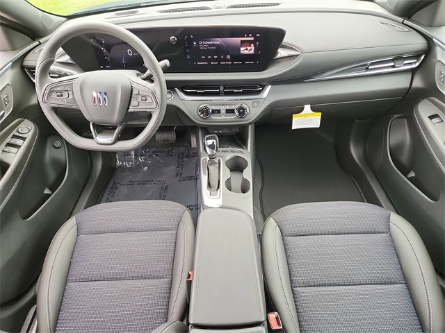 2025 Buick Envista Preferred photo 13
