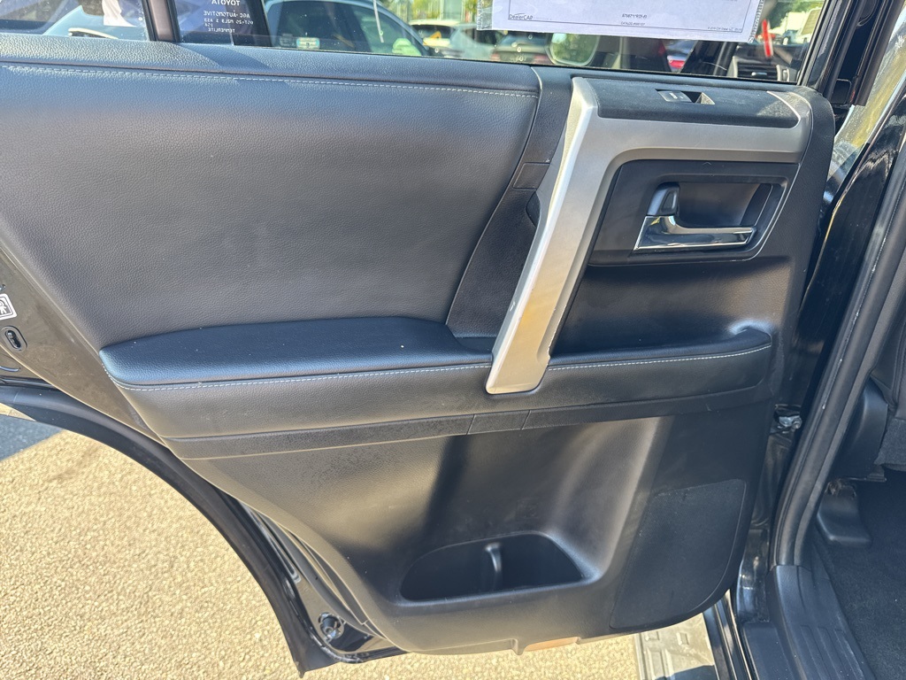 2021 Toyota 4Runner SR5 Premium photo 33