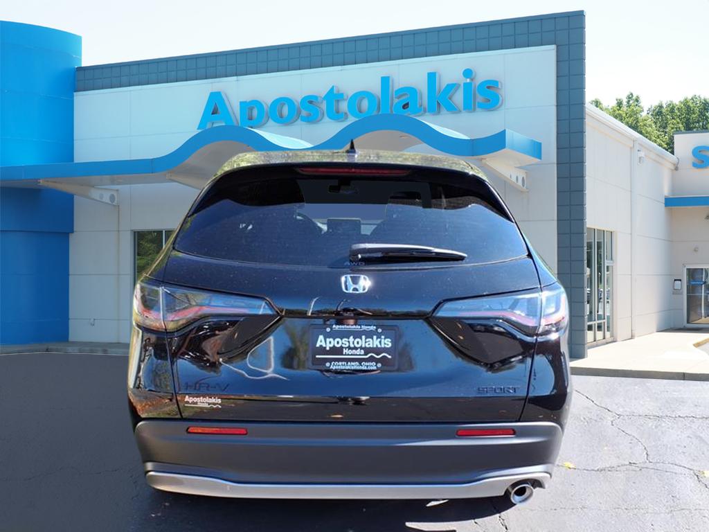 2026 Honda HR-V Sport photo 4