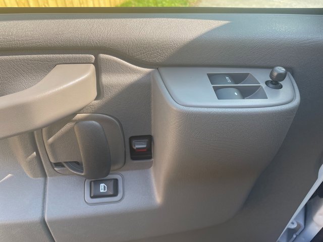 2025 Chevrolet Express 2500 Work Van photo 8