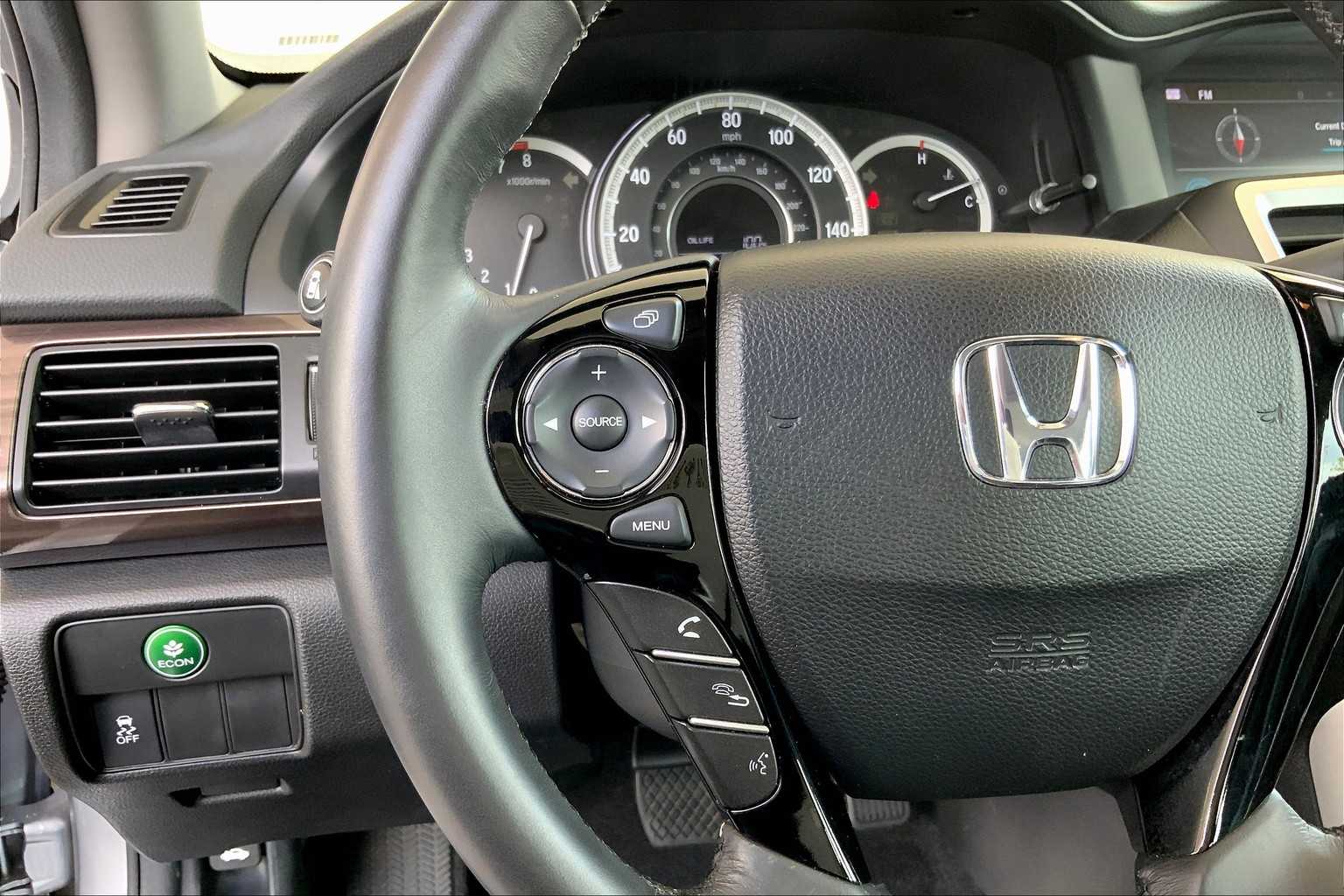 2016 Honda Accord EX-L photo 22