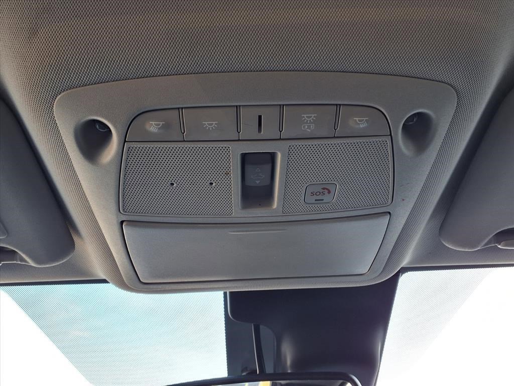 2022 Nissan Rogue Sport SL photo 23