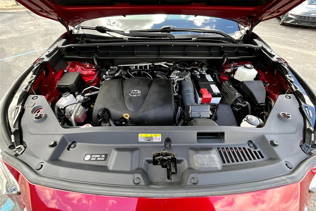 Image 10 of Pre-Owned 2022 Toyota Highlander XLE