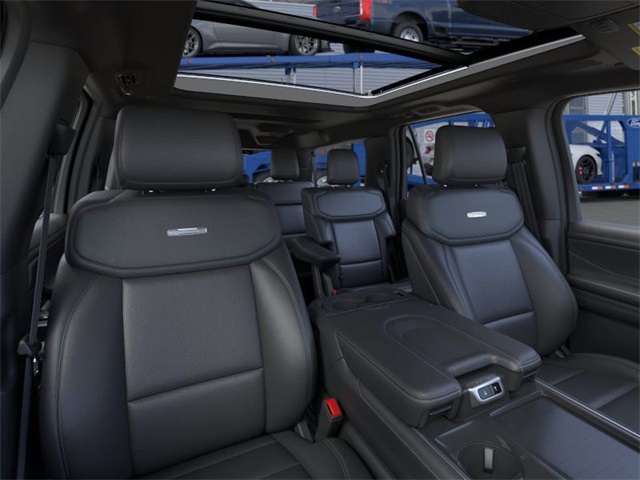 2025 Ford Expedition MAX Platinum photo 8