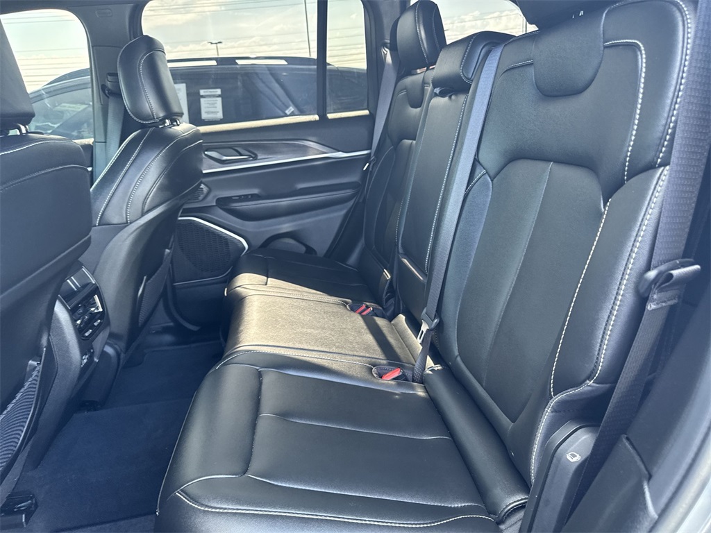 2024 Jeep Grand Cherokee Limited photo 26