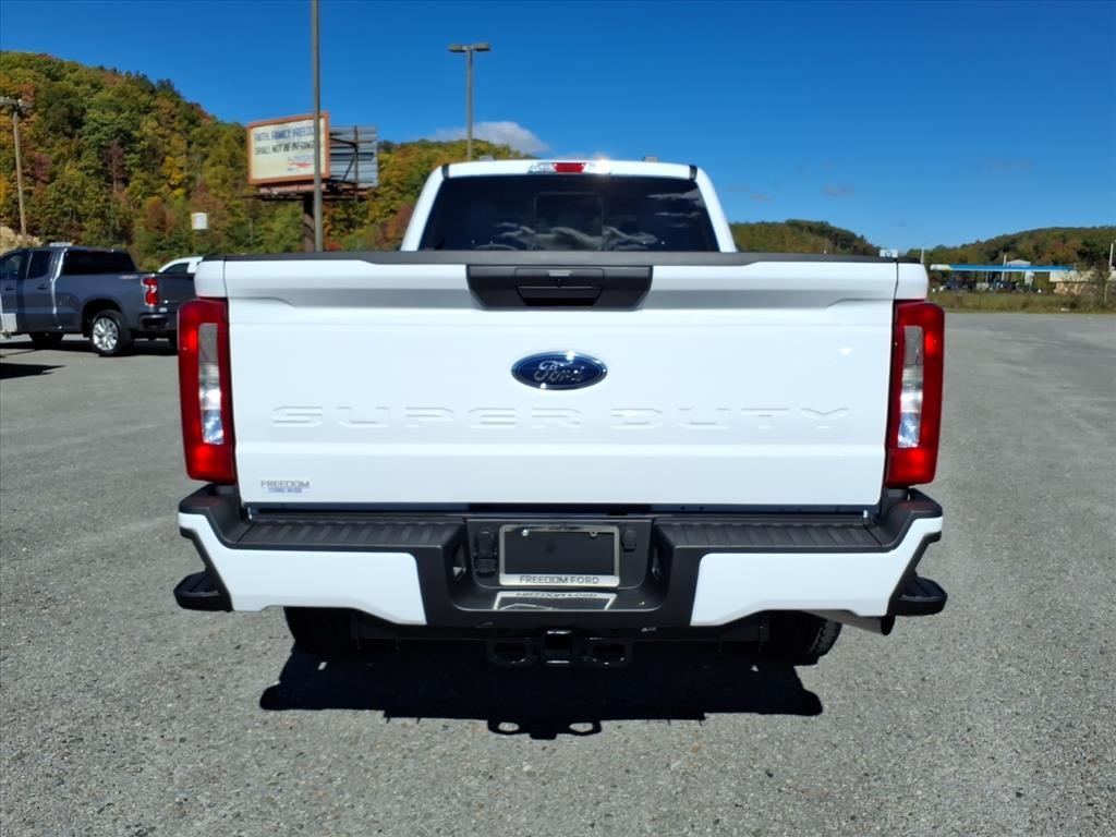 2026 Ford F-250 XL photo 4