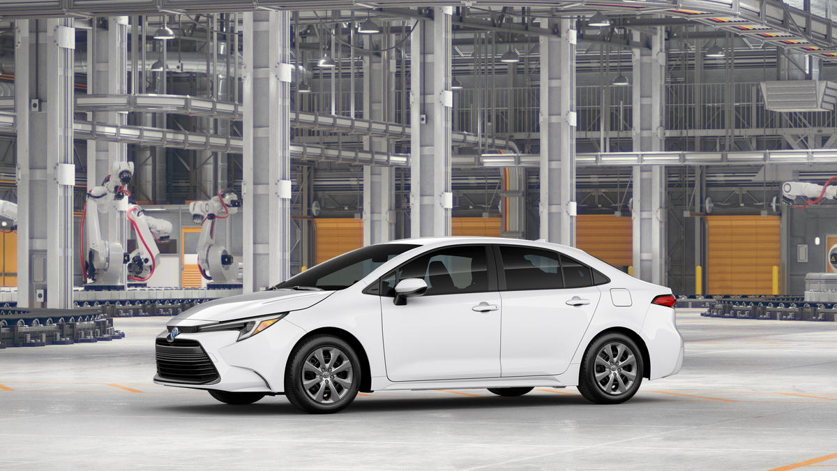 2025 Toyota Corolla XLE SE photo 2