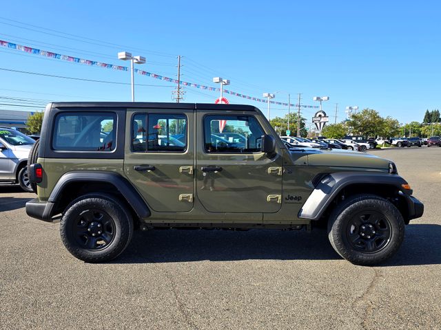 2025 Jeep Wrangler Sport photo 4