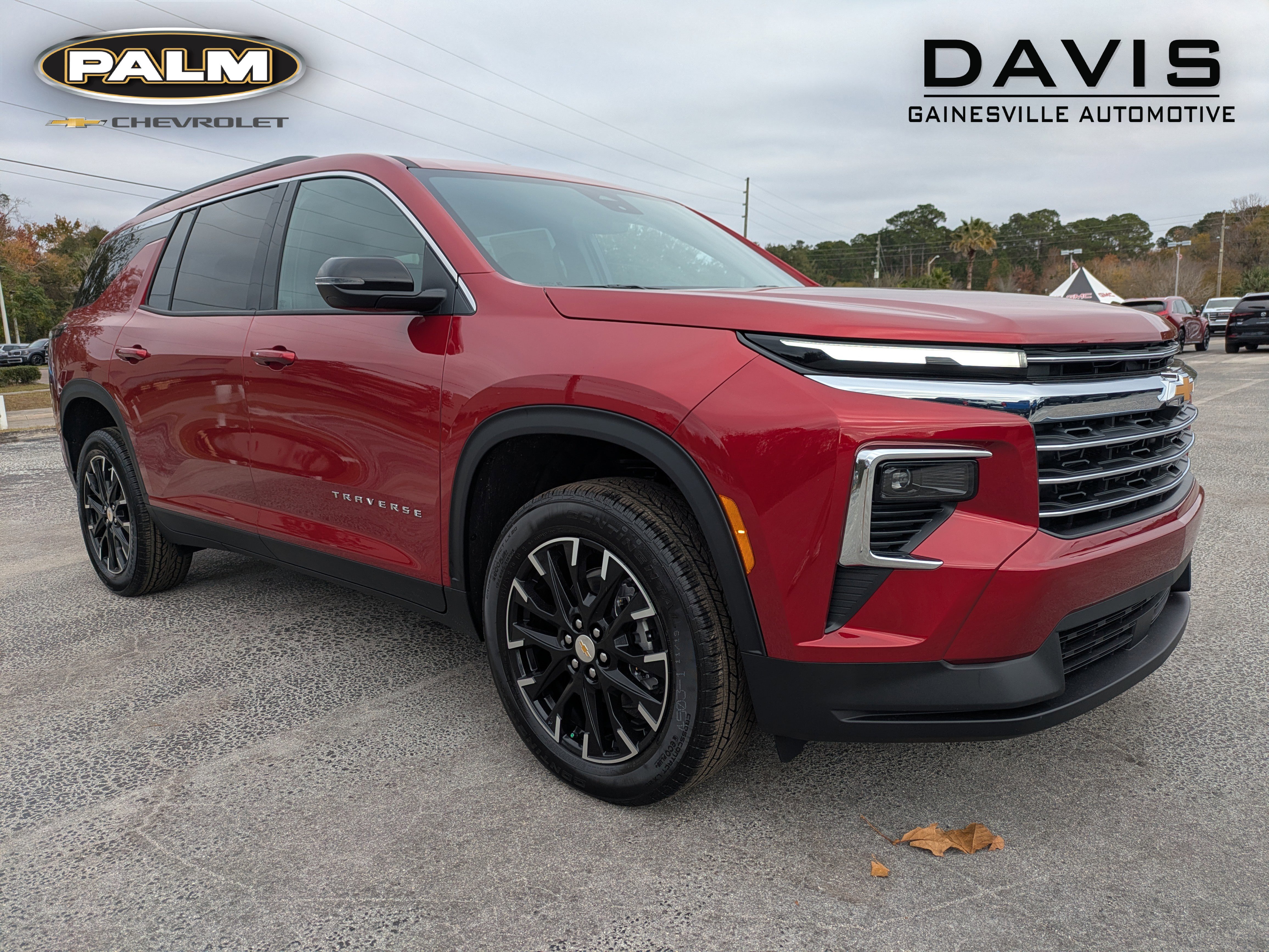2026 Chevrolet Traverse LT's photo