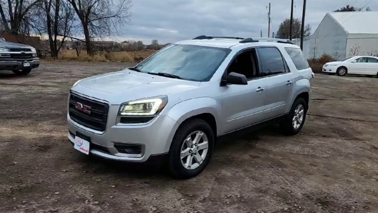 2015 Gmc Acadia SLE photo 3