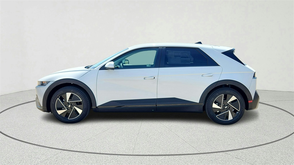 2025 Hyundai Ioniq 5 SE photo 16