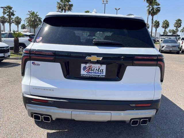 2025 Chevrolet Traverse photo 6