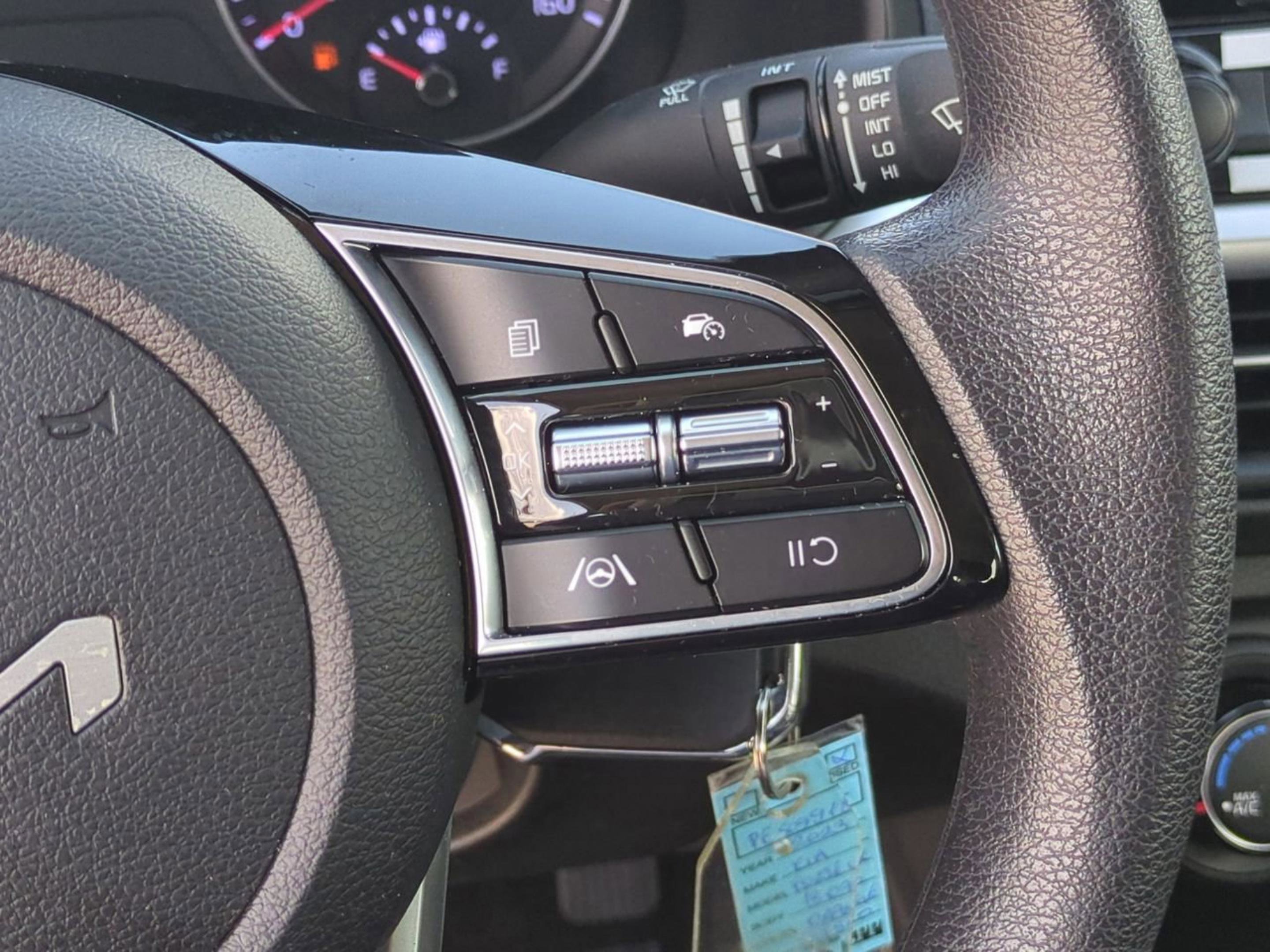 2023 Kia Forte LX photo 24