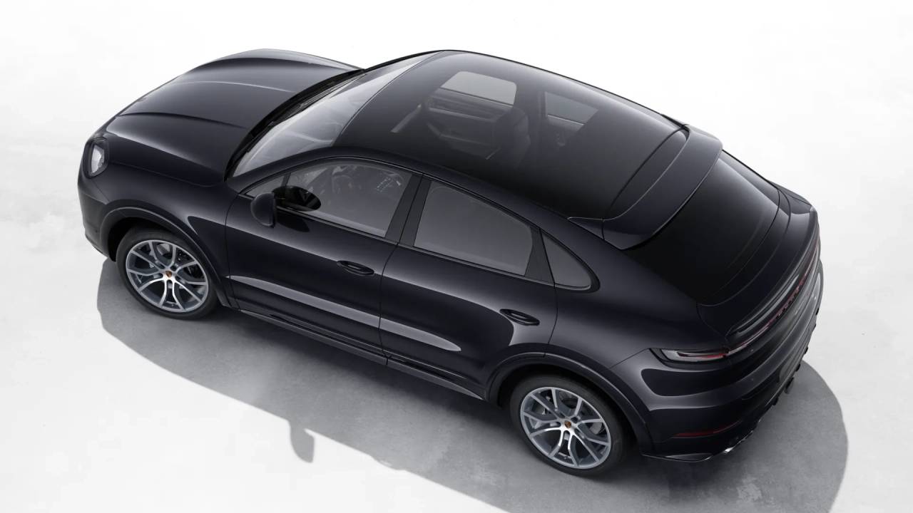 2025 Porsche Cayenne Coupe photo 4