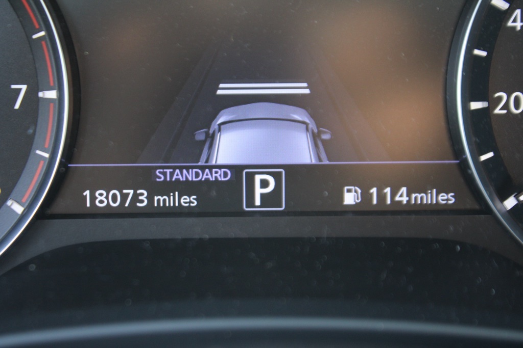 2022 Infiniti QX50 Luxe AWD photo 18