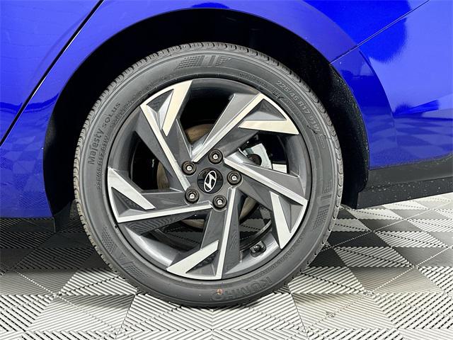 2025 Hyundai Elantra SEL Convenience photo 38