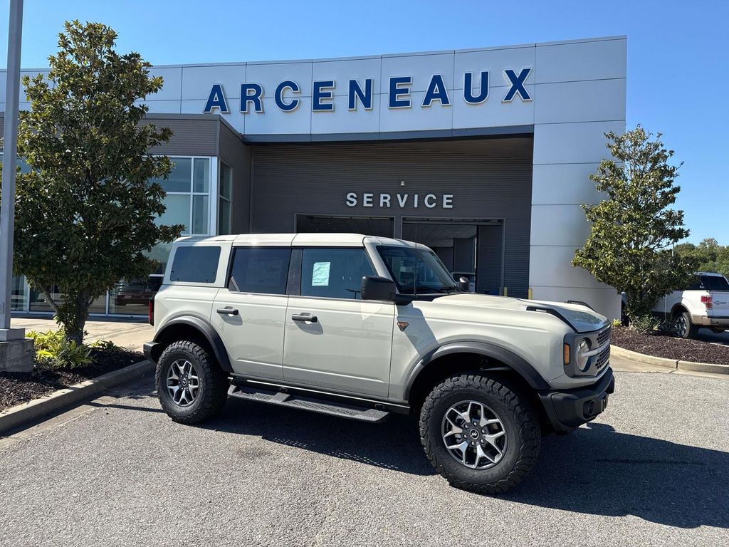 2025 Ford Bronco 4-Door Badlands's photo