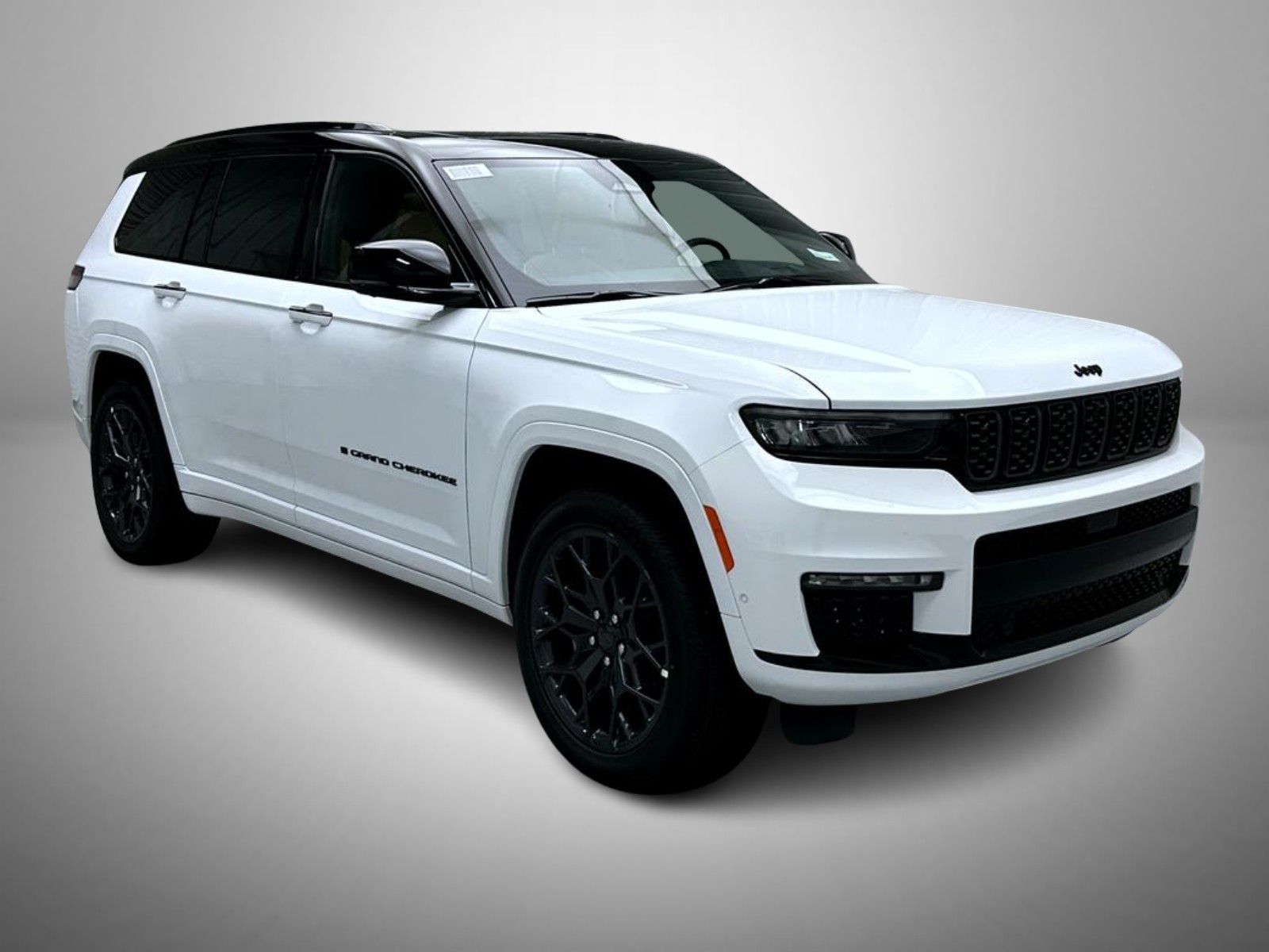 2025 Jeep Grand Cherokee L Summit photo 3